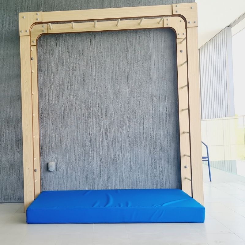 Moon Kids Monkey Bars With Safety Mat - Image 2