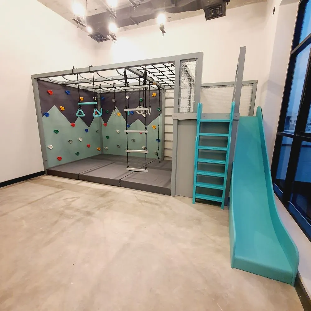 Adventure-Box-With-Corner-Climbing-Platform-Set