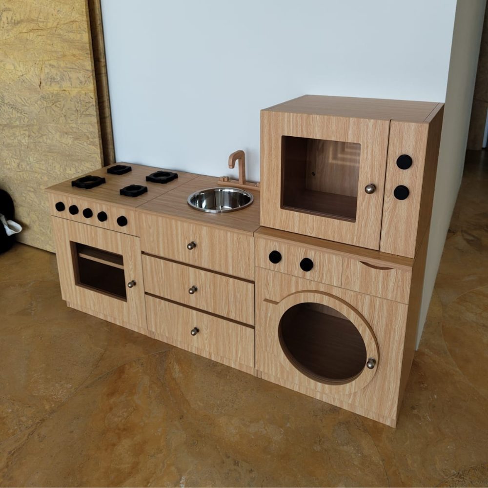 Roleplay-Kitchen-–-Set-9