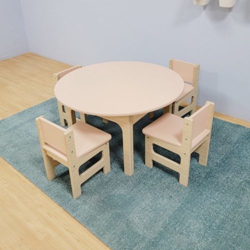 Table & 4 Chair Set