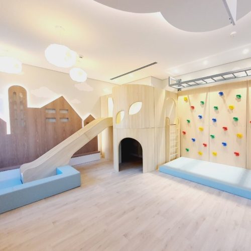Tree Trunk Playhouse with Climbing Wall